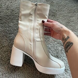 Joseph Cream Heeled Boots